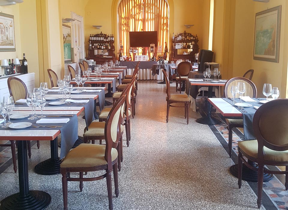 villasignorini_hotel_a_ercolano_galleria_foto_ristorante_sala_a